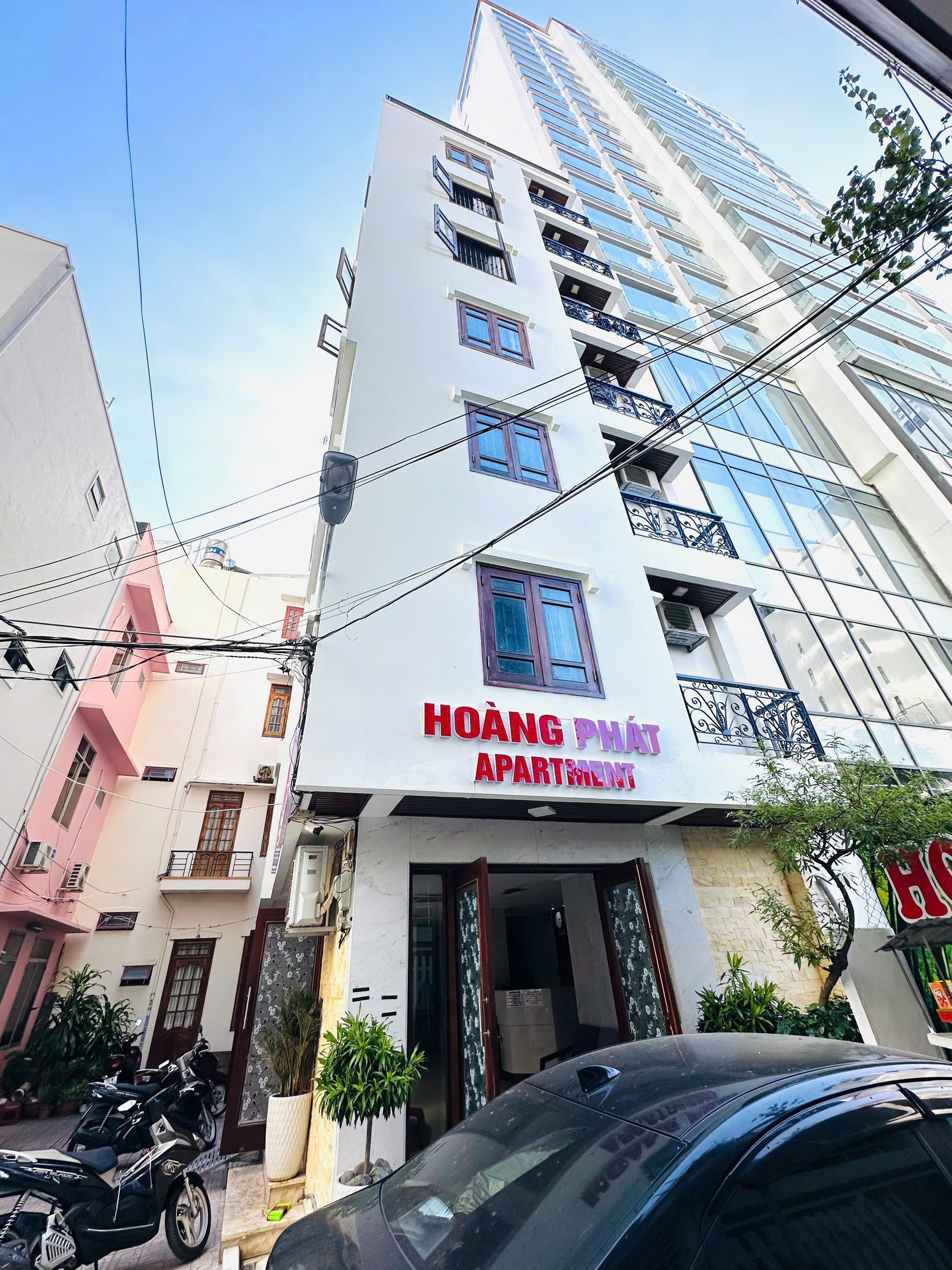 Khách sạn 6 tầng 12 phòng 65,9m2 hẻm Trần Quang Khải, đang cho thuê 80tr/tháng. Cách biển 300m, trung tâm phố tây