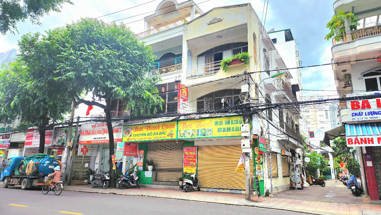 Nhà 3 tầng 184,9m2 mặt tiền Lý Tự Trọng, trung tâm Nha Trang. Đang cho thuê dòng tiền, cách biển 200m